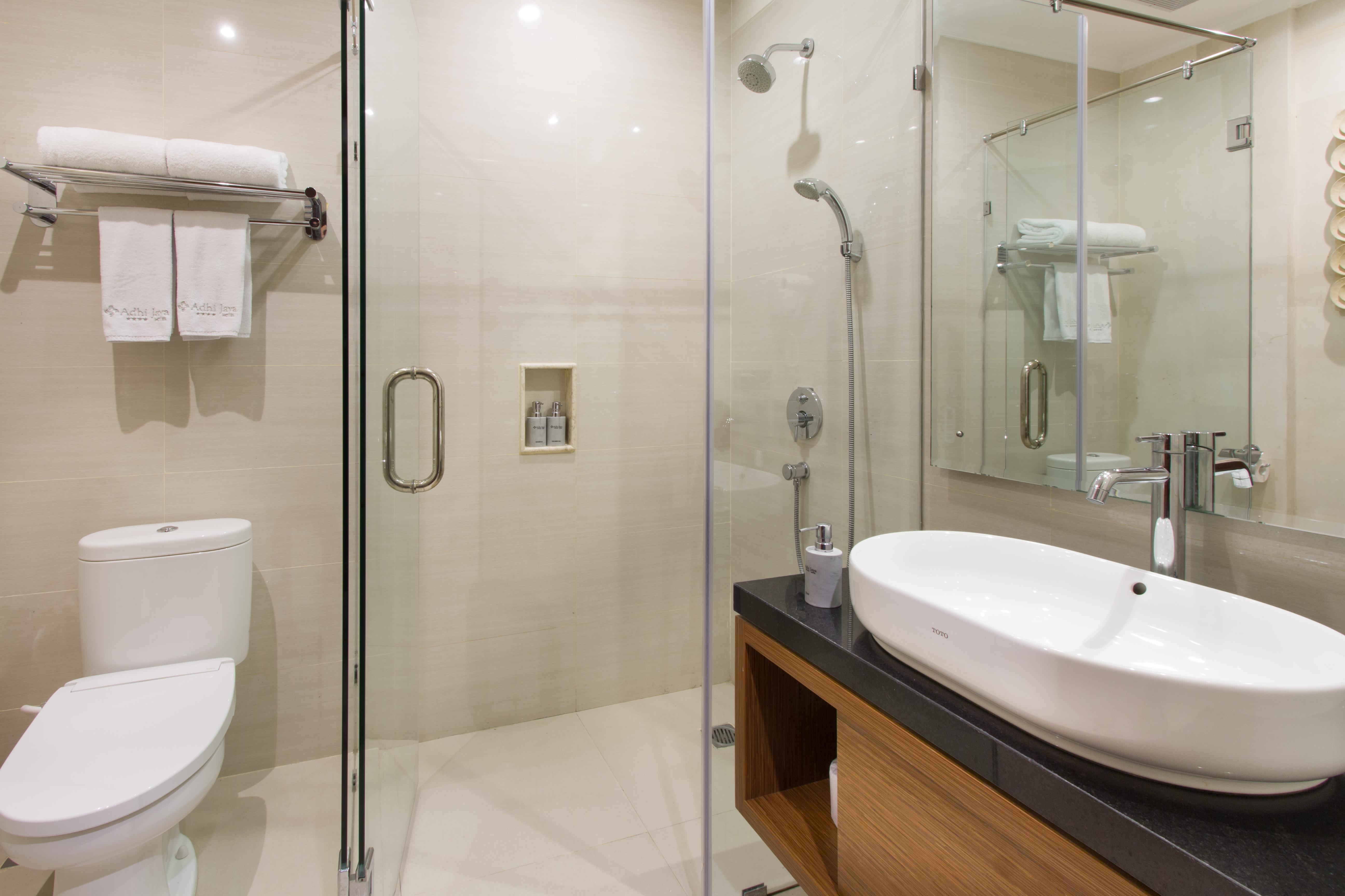 Adhi Jaya Hotel Кута Екстер'єр фото