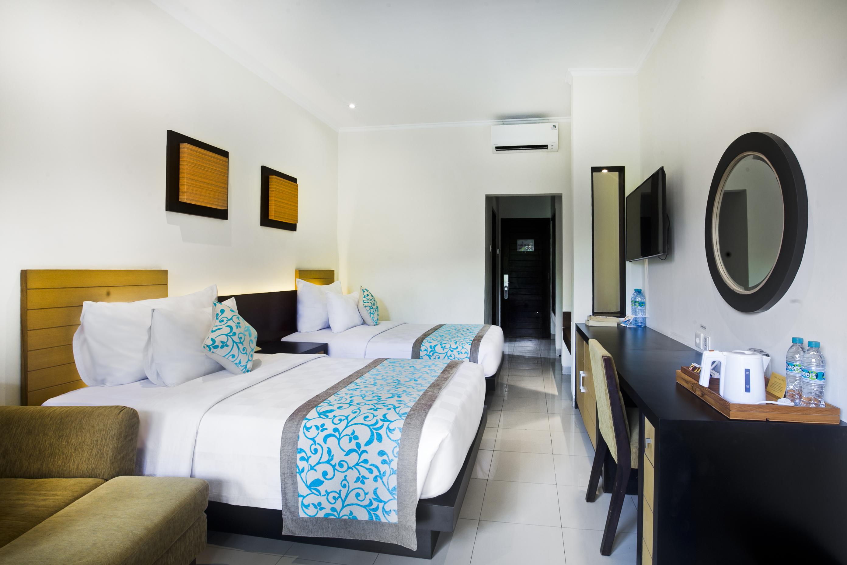 Adhi Jaya Hotel Кута Екстер'єр фото