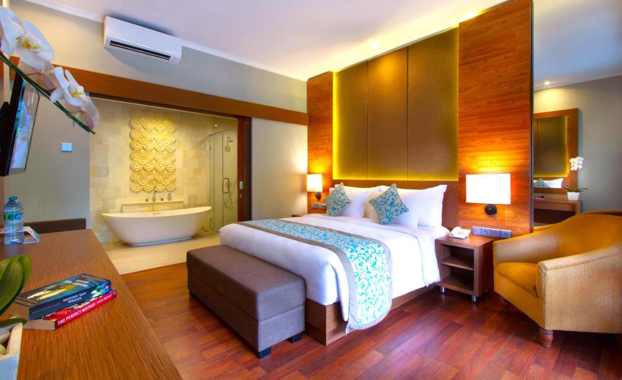 Adhi Jaya Hotel Кута Екстер'єр фото