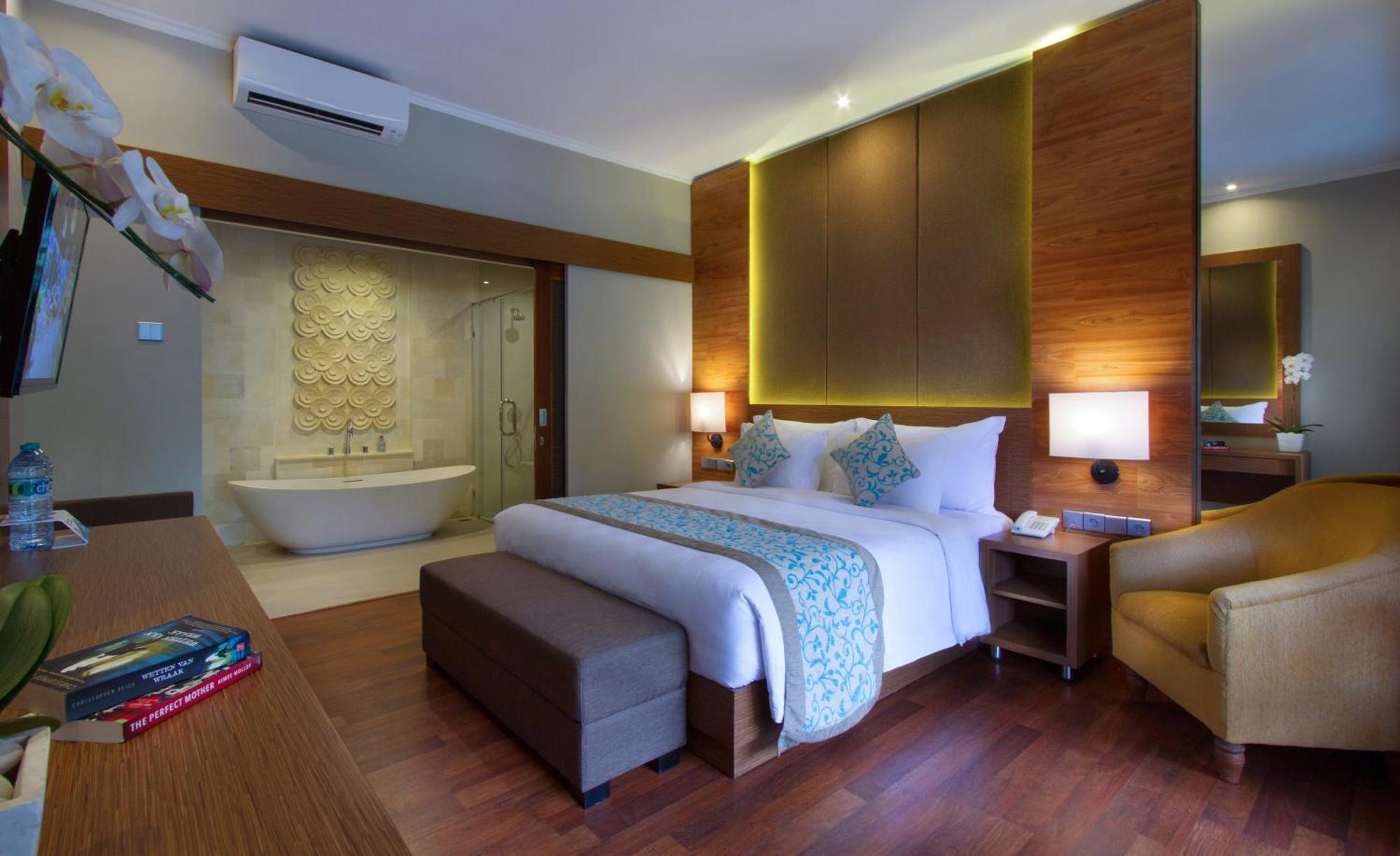 Adhi Jaya Hotel Кута Екстер'єр фото
