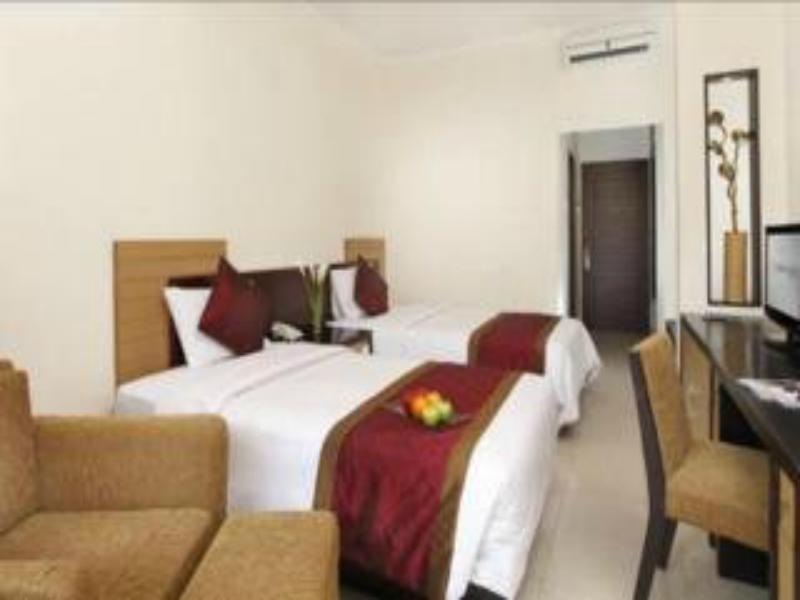 Adhi Jaya Hotel Кута Екстер'єр фото