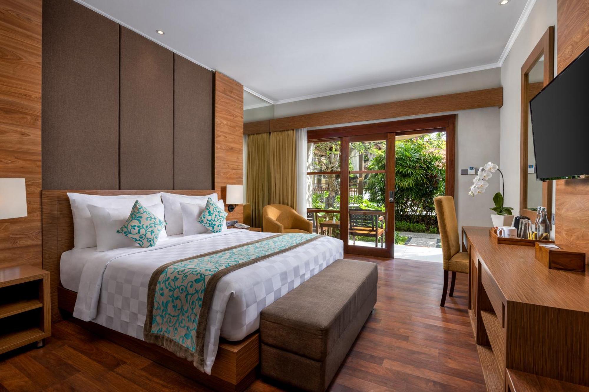 Adhi Jaya Hotel Кута Екстер'єр фото