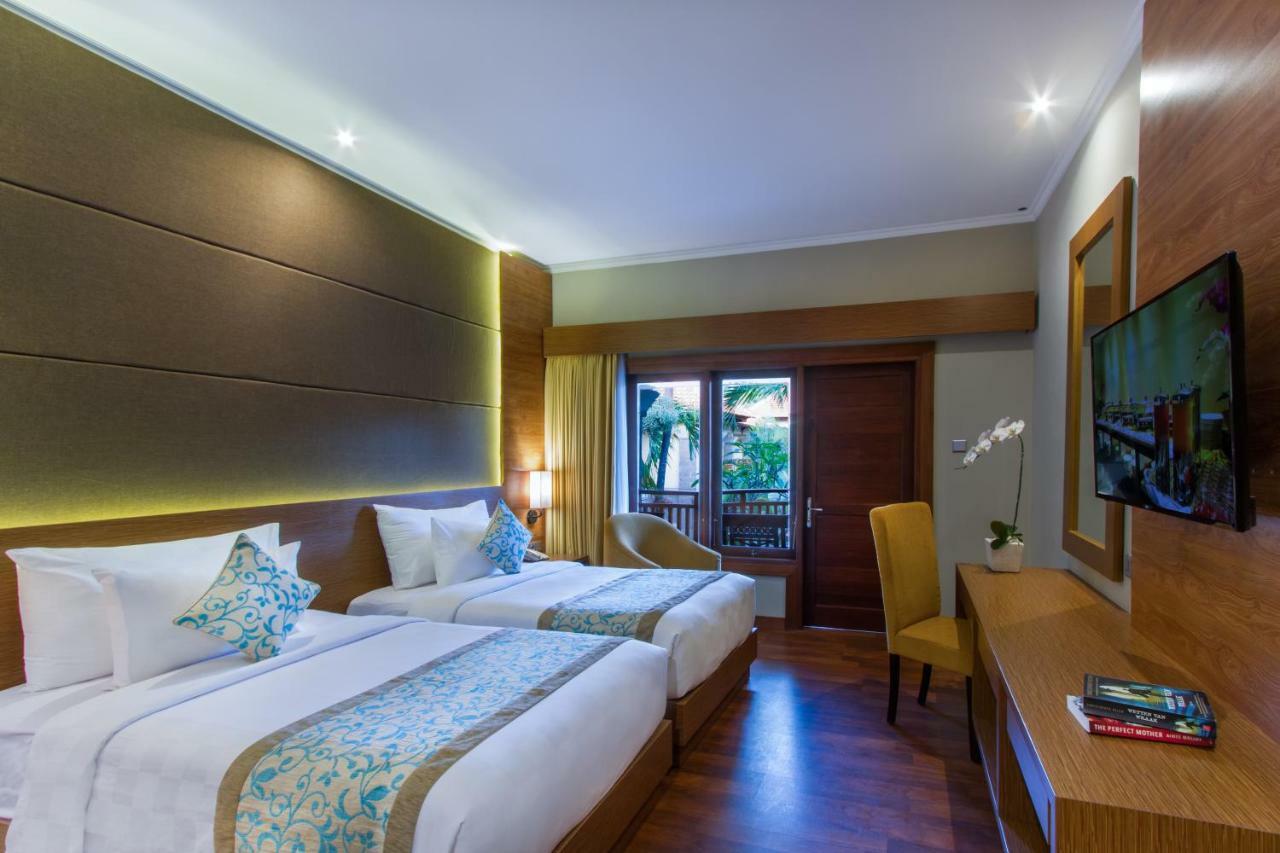 Adhi Jaya Hotel Кута Екстер'єр фото